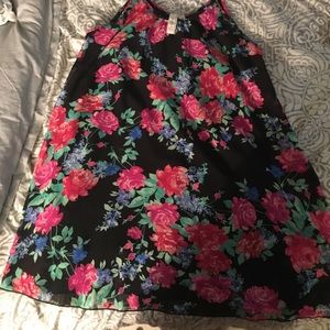 Floral sundress with scoop neck& skinny strap